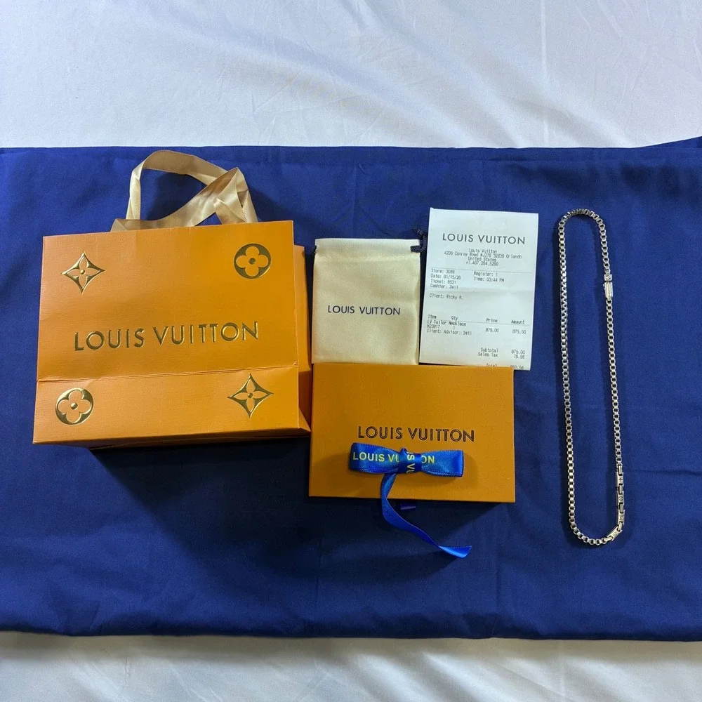 Louis Vuitton Tailor Necklace M23817 Silver Box Chain Monogram Engraved 21